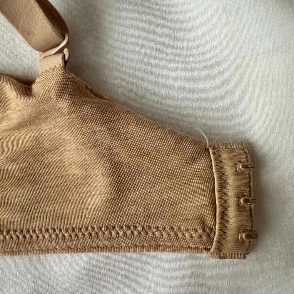 GapBody Breathe Wireless Bra 40C Rugby Tan Neutral Nude - Picture 6 of 8